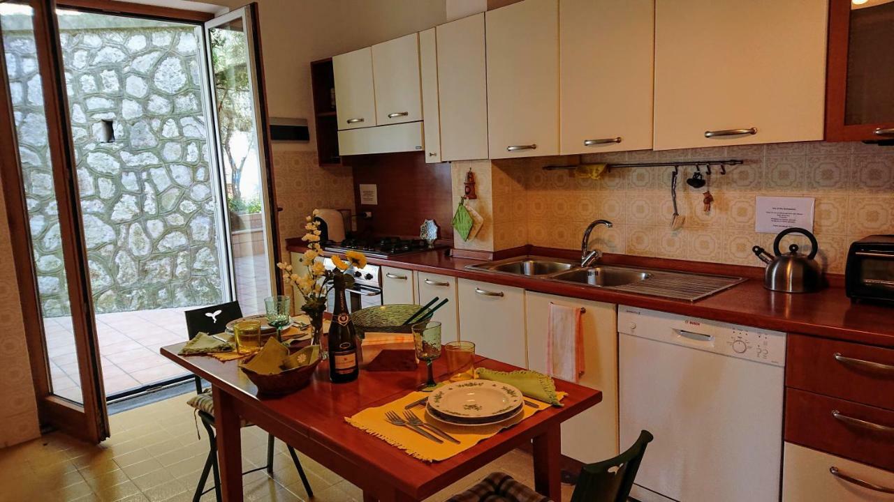 Villa L'Ulivina Сорренто Экстерьер фото